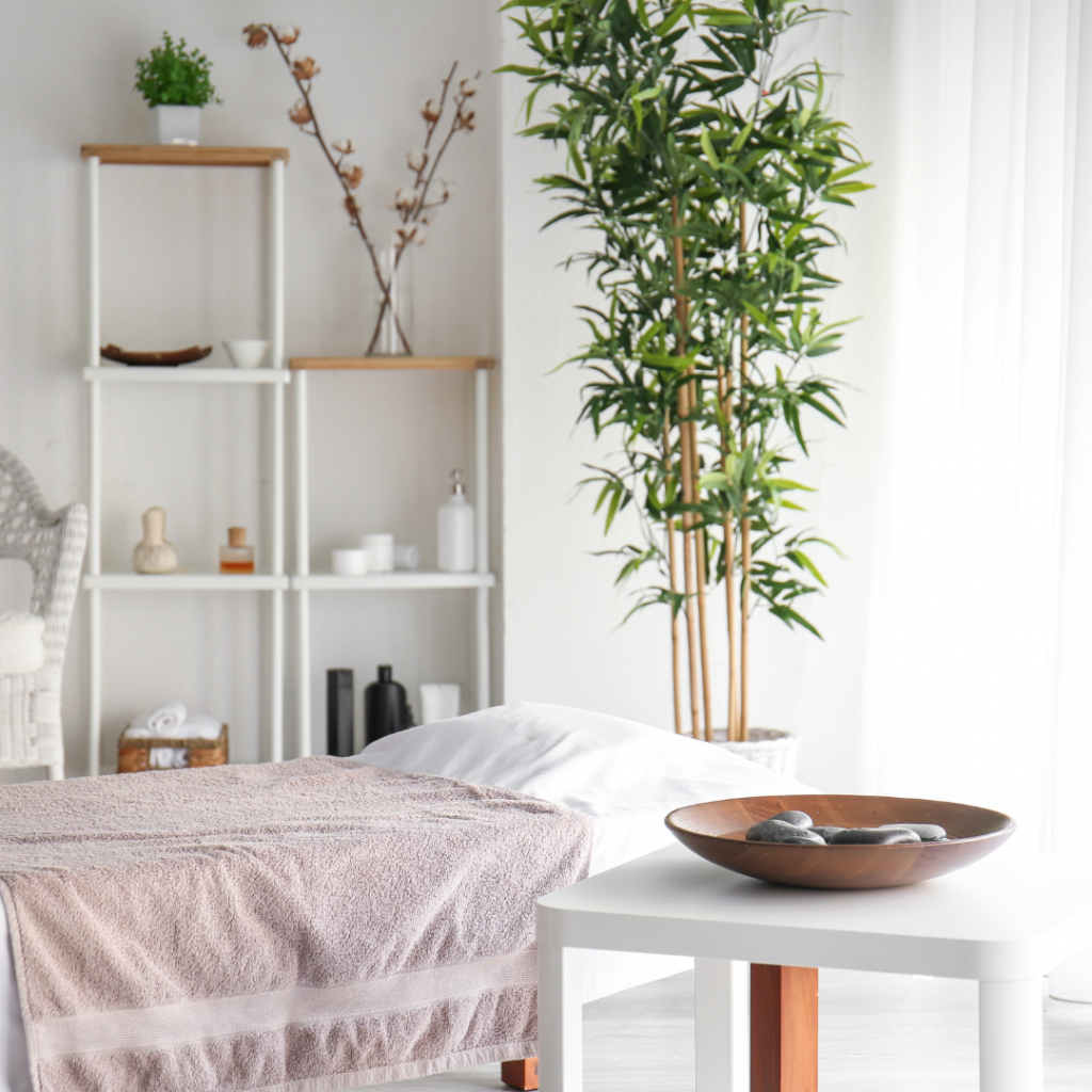 intérieur institut de beauté Bom à Saint-Raphaël