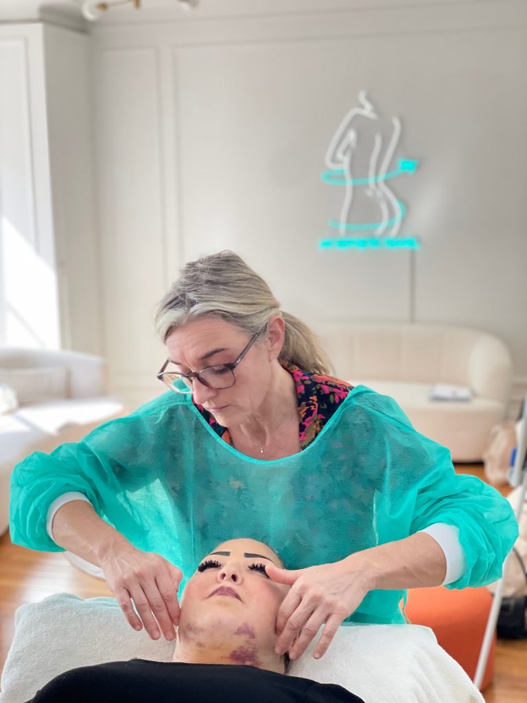 massage cicatriciel post operatoire visage Saint-Raphael